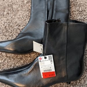Zara soft leather kitten heel bootie size 11